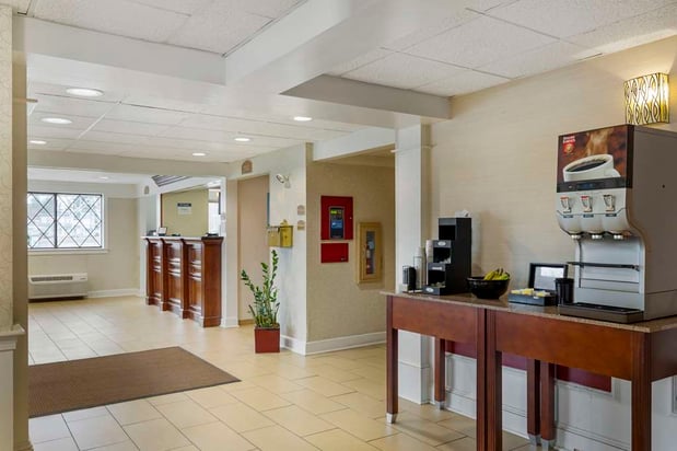 Images Best Western Plus The Inn at Sharon/Foxboro