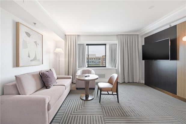 Images Capital Hilton
