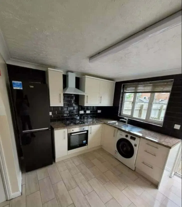 Images Lifestyle Property & Garden Care