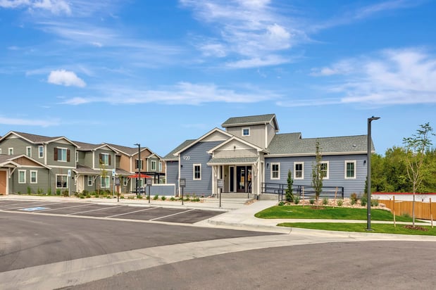 Images Arrive Longmont