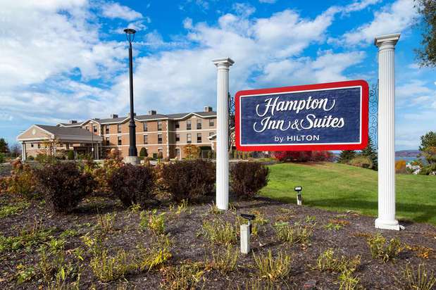 Images Hampton Inn & Suites Petoskey