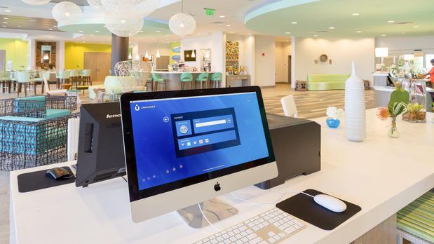 Images Holiday Inn Resort Fort Walton Beach by IHG