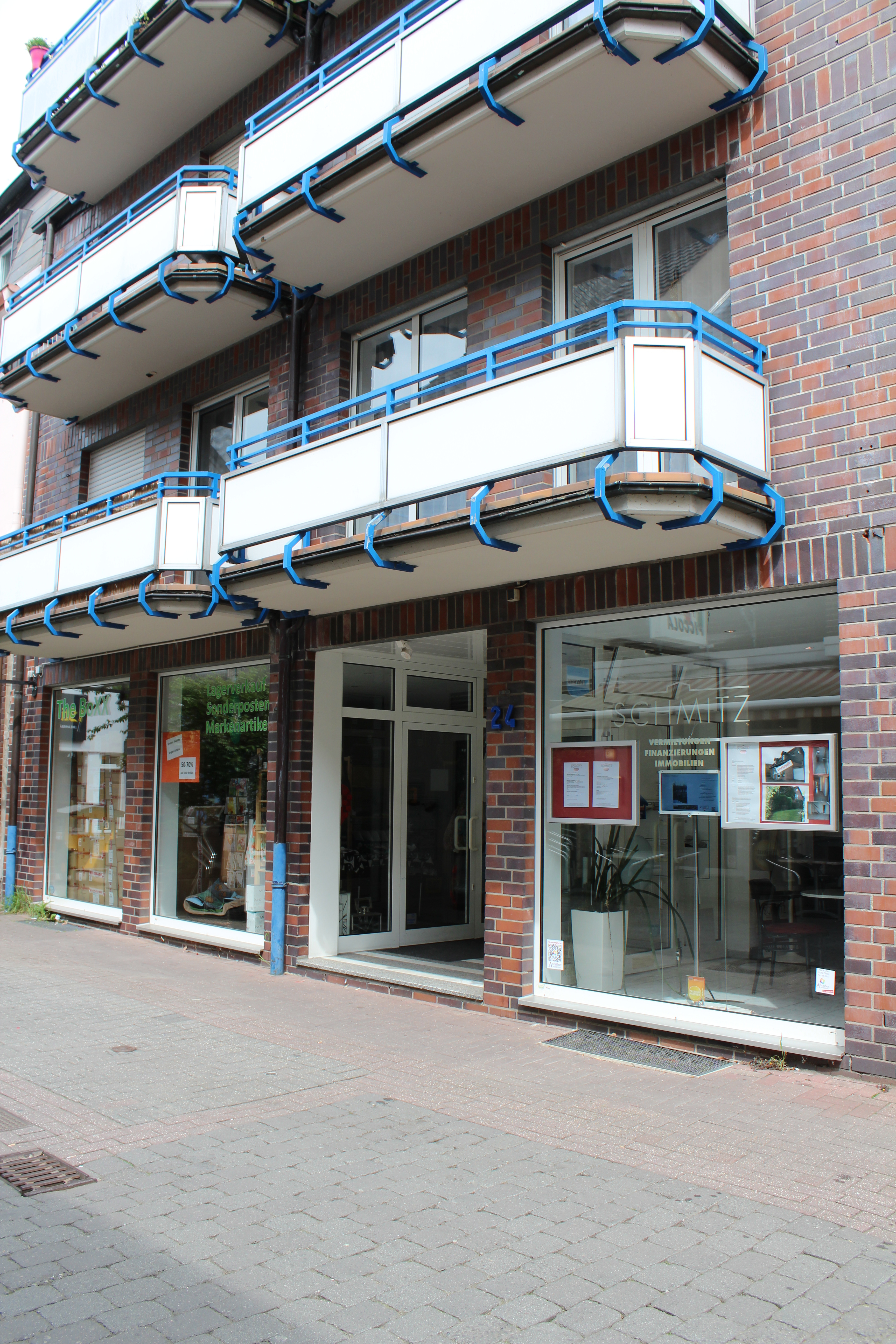 Wilma Schmitz Immobilien, Grenzweg 39a in Willich