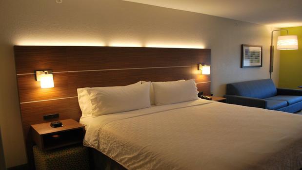 Images Holiday Inn Express & Suites Indianapolis North - Carmel, an IHG Hotel