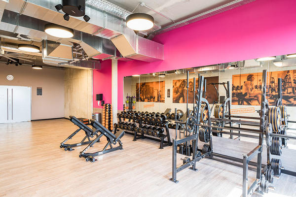 Bilder FitX Fitnessstudio