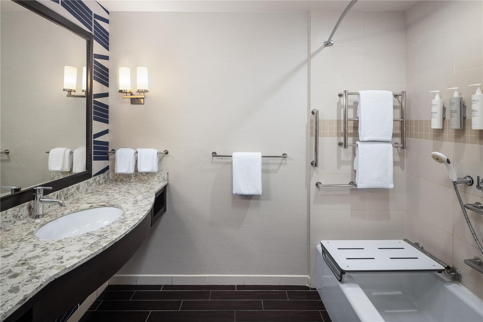 Guest room bath