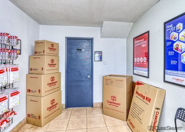 Images CubeSmart Self Storage