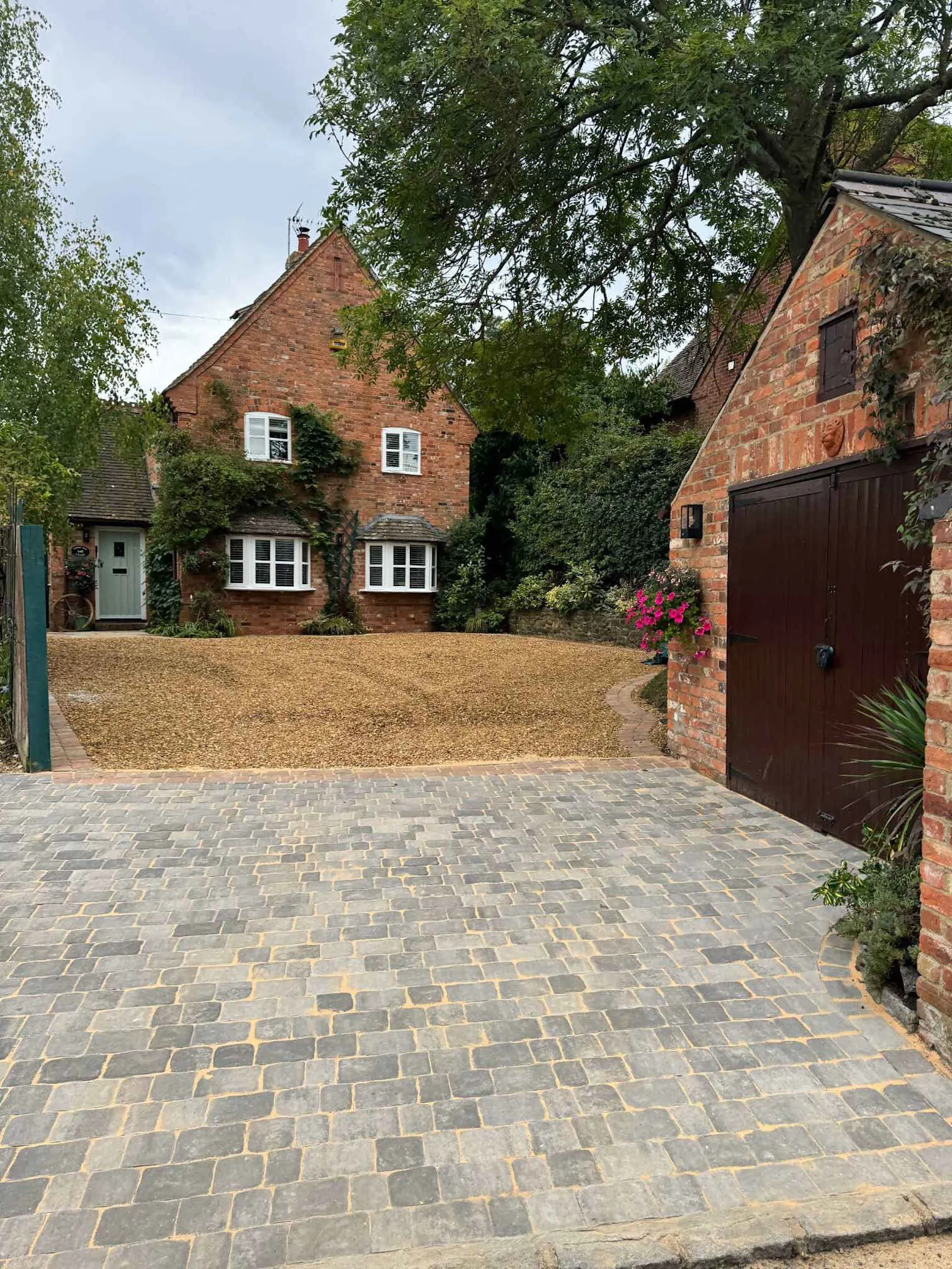 Images PR Contractors & Sons (Northants) Ltd