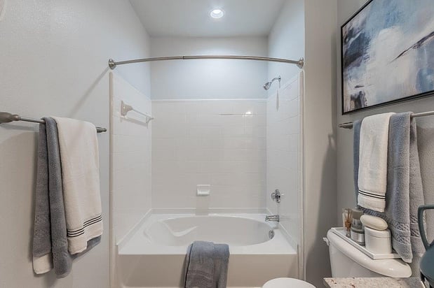 Images Grand Estates @ Keller