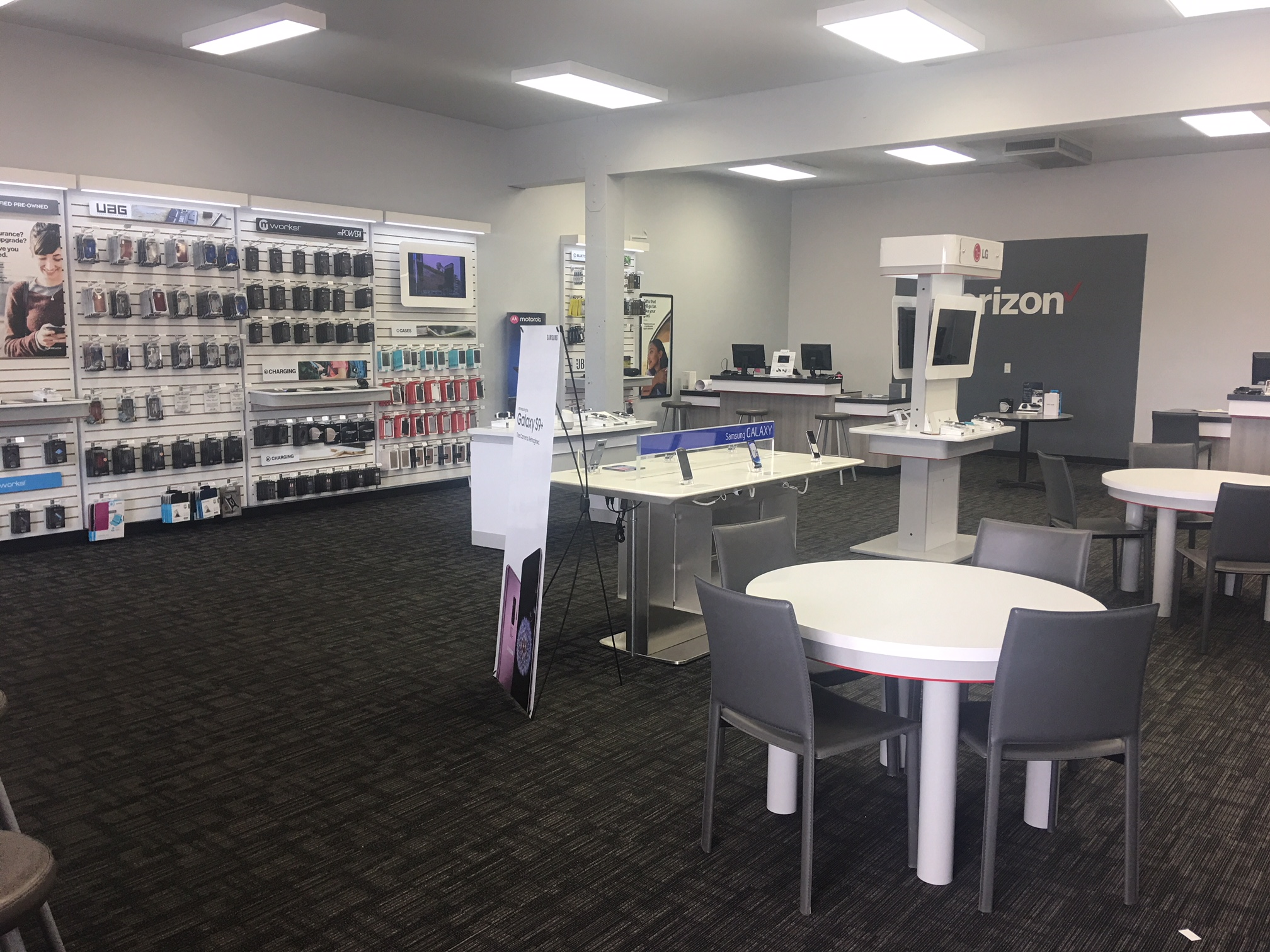 Verizon Authorized Retailer – GoWireless Photo