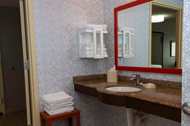 Images Hampton Inn & Suites Riverton