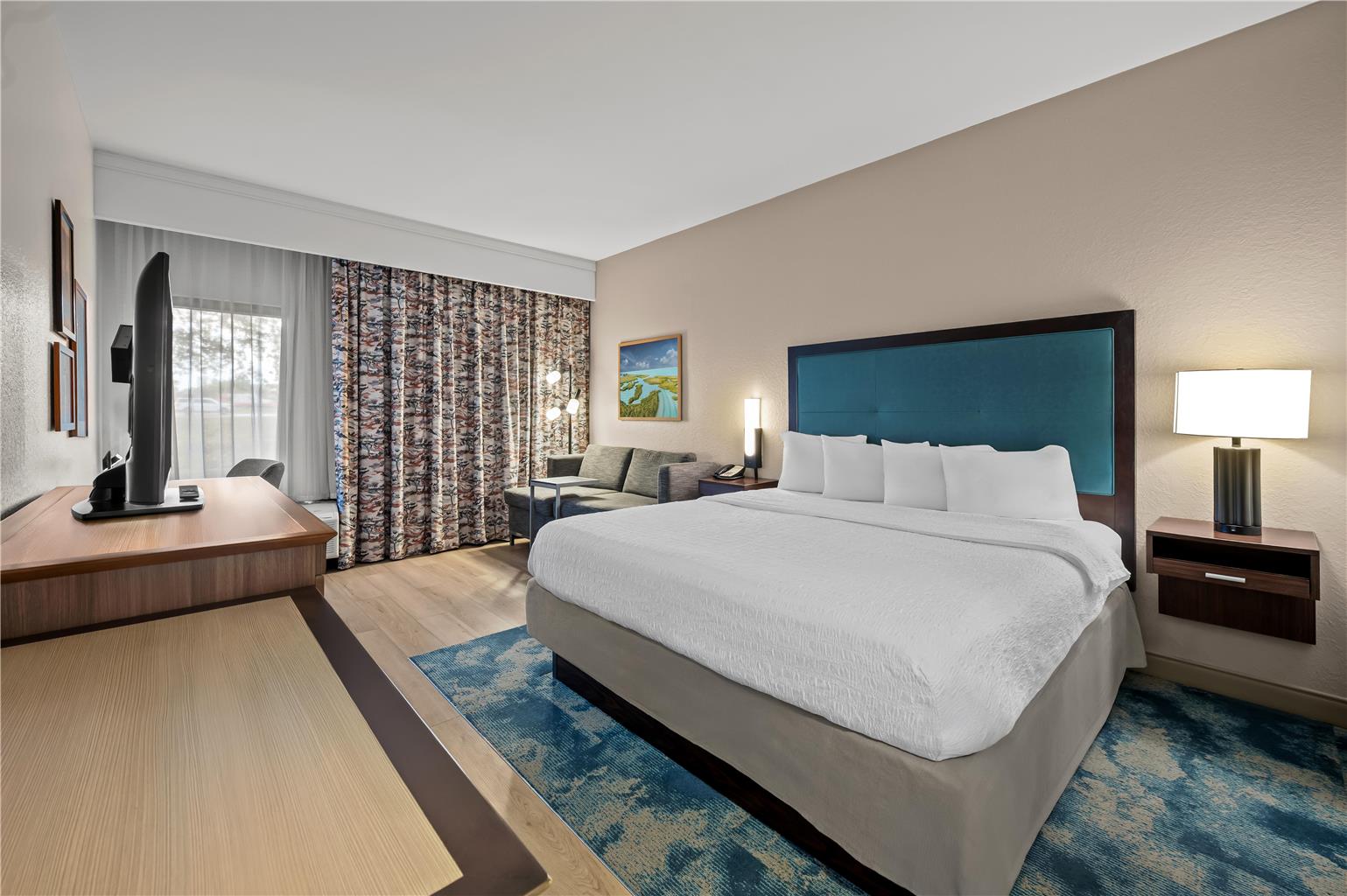 Guest room
