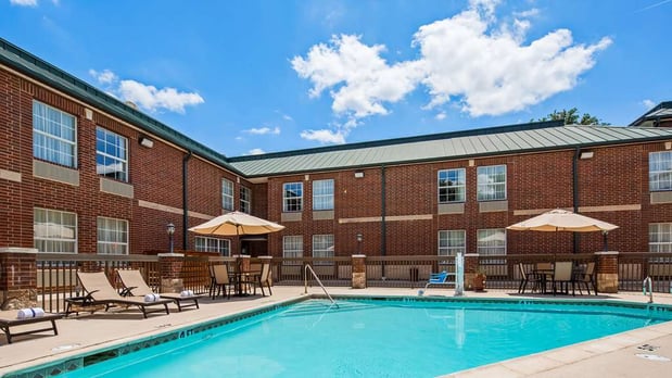 Images Best Western Plus Addison/Dallas Hotel