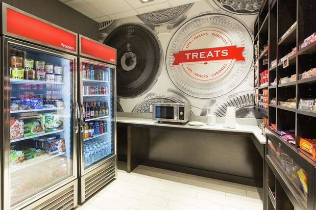 Images Hampton Inn Mustang