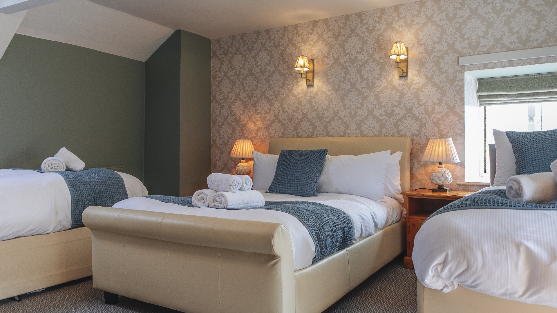 Images Black Lion Hotel