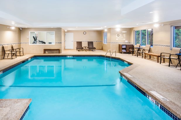 Images Holiday Inn Express & Suites Hampton South-Seabrook by IHG