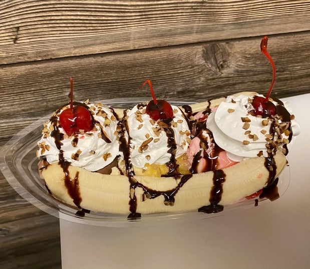 Images Sweet Treets & Eats Food Truck