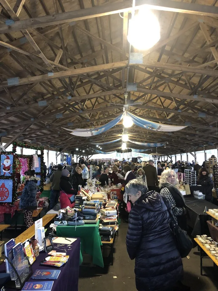 Image of Local Pet Event WAGGIN' EVENT: CHRISTKINDLMARKT 2026 Nearby