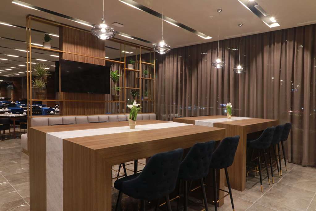 Images Hilton Garden Inn Monterrey Obispado