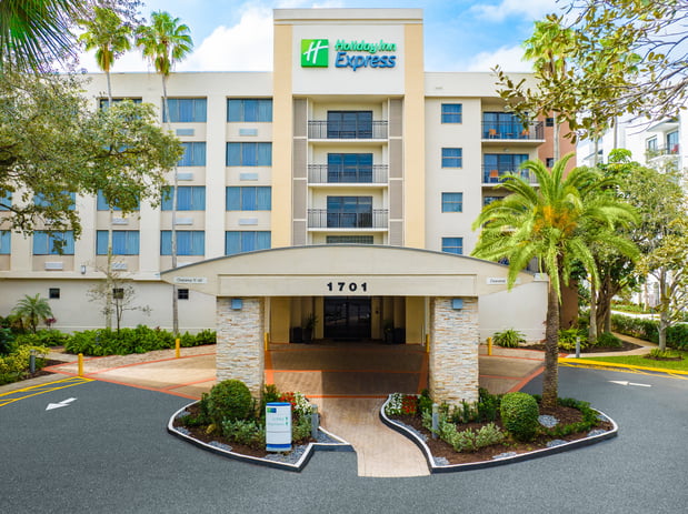 Images Holiday Inn Express & Suites Ft. Lauderdale-Plantation by IHG