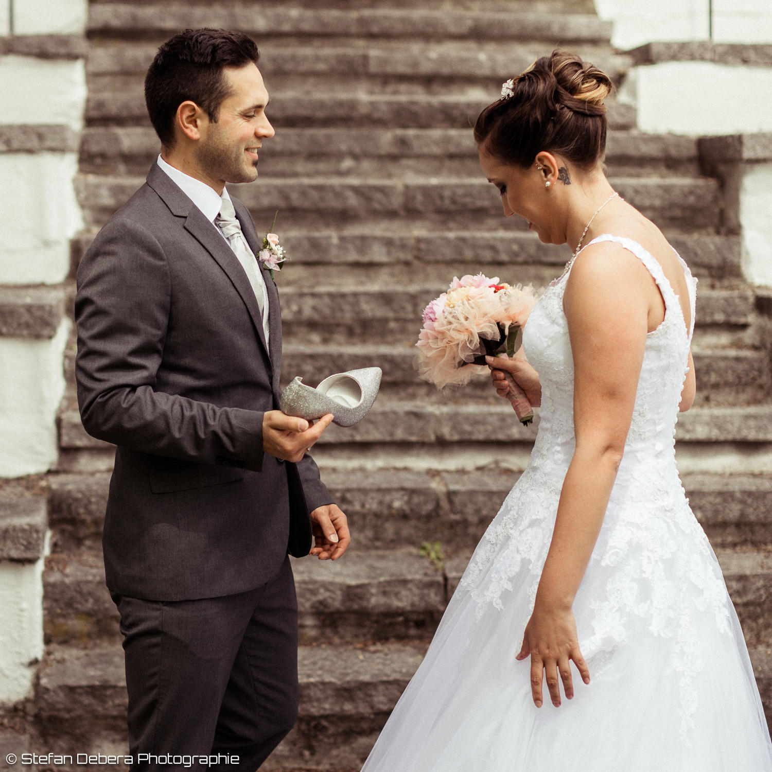 Bilder La novia Hochzeitsmode für Braut und Bräutigam