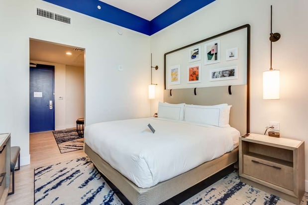 Images SERENA Hotel Aventura Miami, Tapestry Collection by Hilton