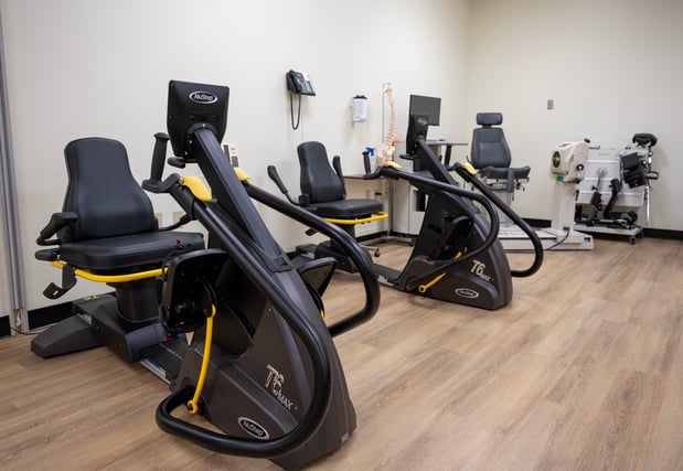 Images Saint Francis Rehabilitation & Sports Medicine