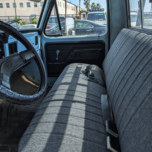 Images Mountain View Auto Interiors