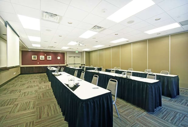 Images Homewood Suites by Hilton Denver International Airport