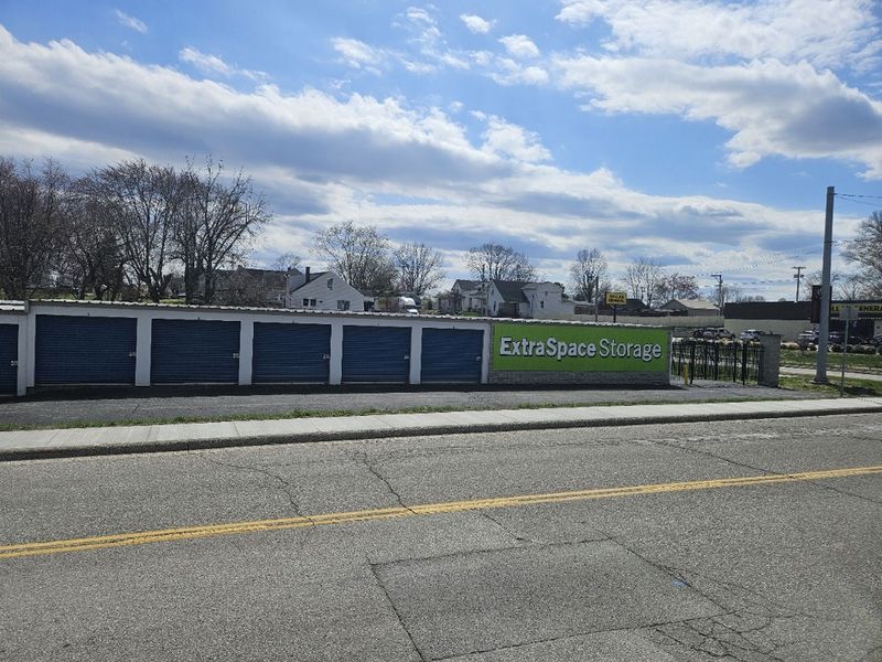 Beauty Image - Storage Express at 405 E 1st St, Huntingburg, IN 47542