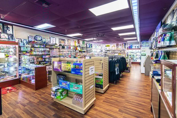 Images Smoke & Vape (Best in Seattle)