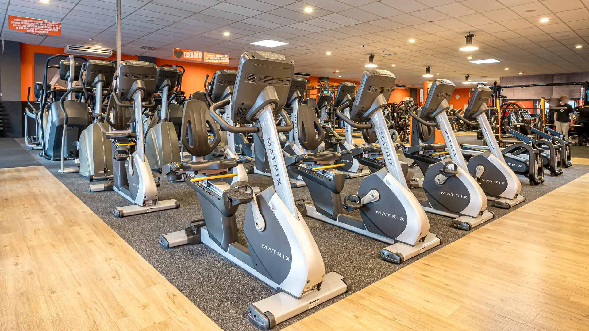 Images Basic-Fit 24/7