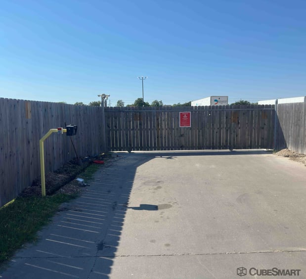 Images CubeSmart Self Storage