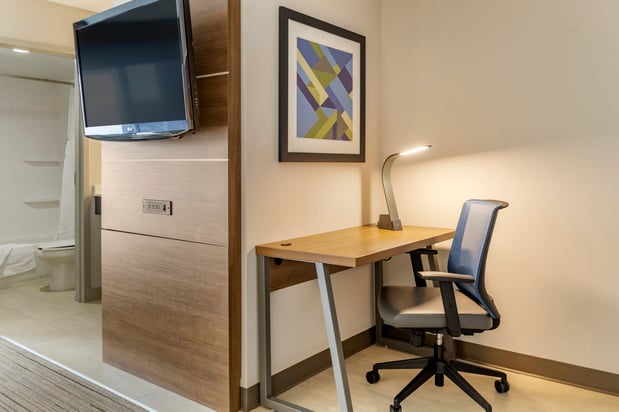 Images Holiday Inn Express & Suites Albuquerque Midtown by IHG