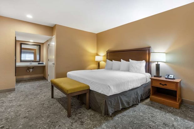 Images Best Western Plus Inn Scotts Valley