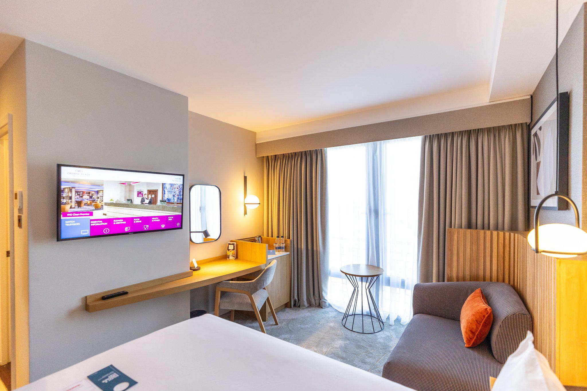 Images Crowne Plaza London - Gatwick Airport, an IHG Hotel