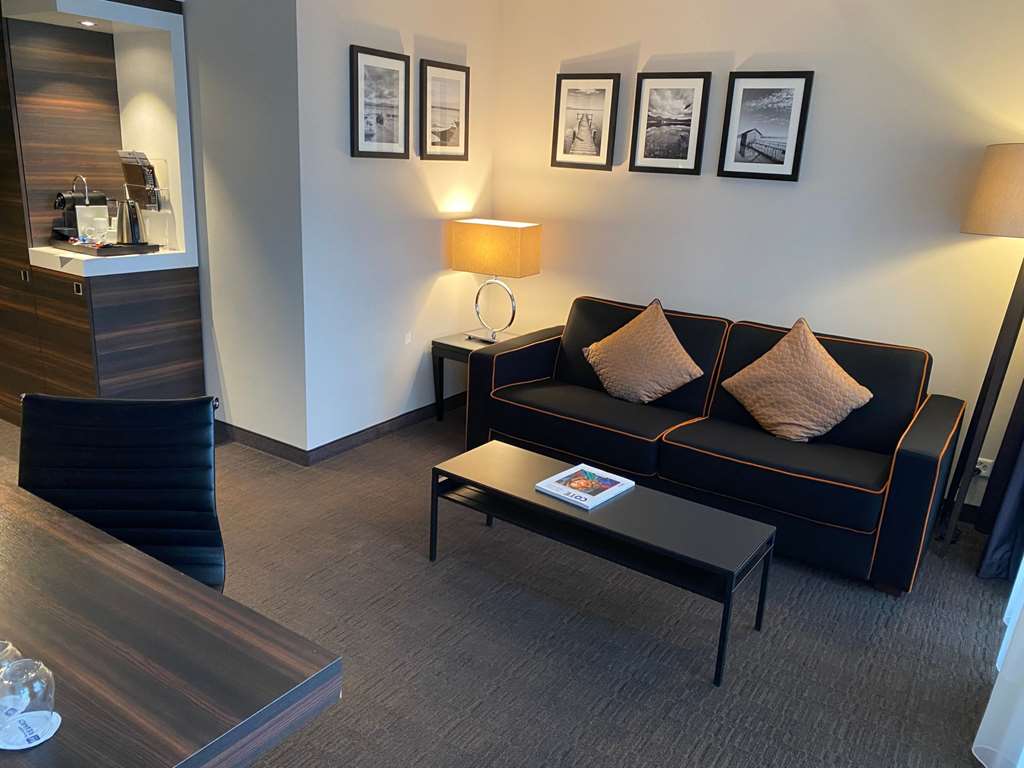 Hotel Beaulac, 2, Esplanade L�opold-Robert in Neuchatel