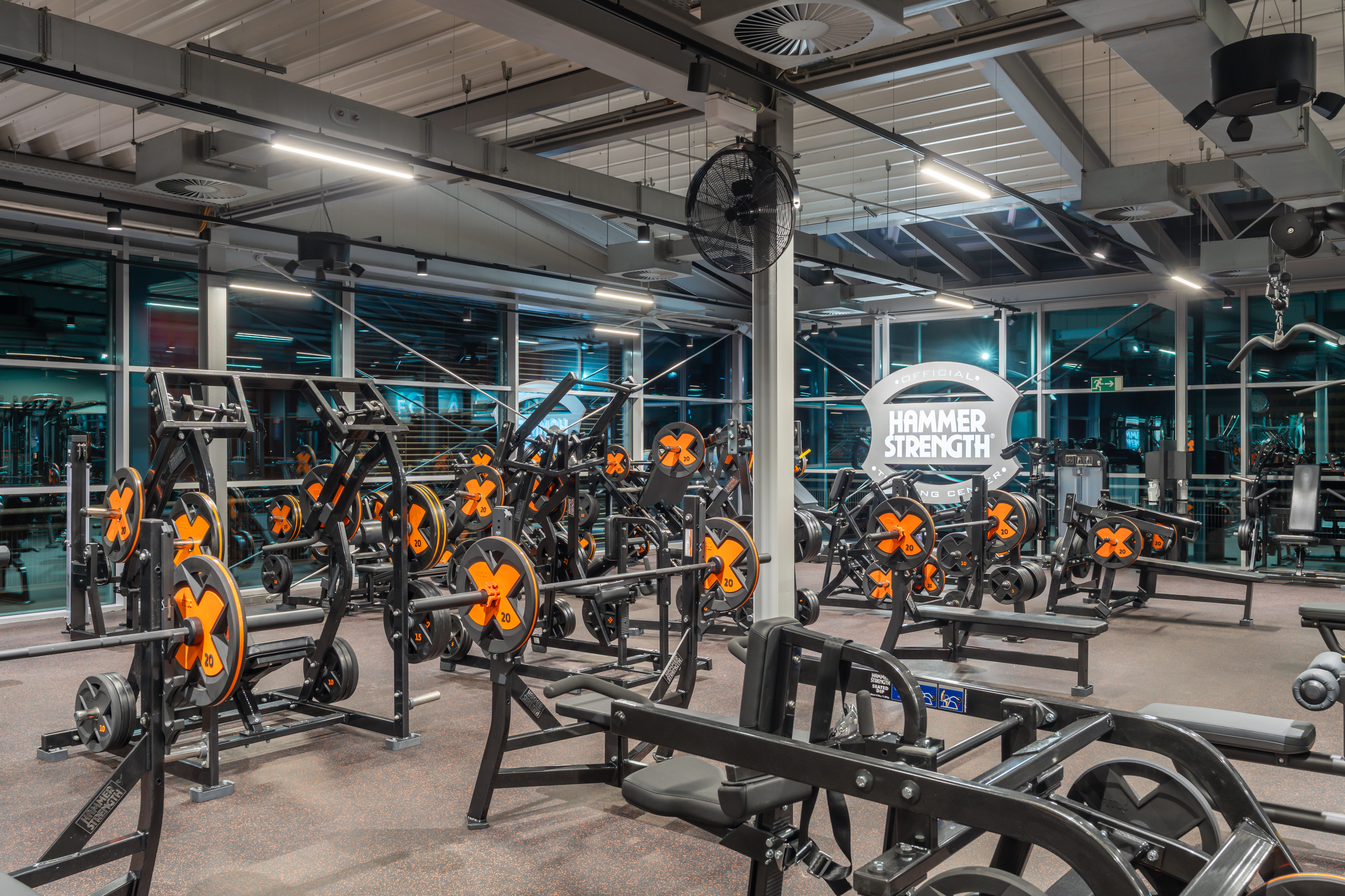 FitX Fitnessstudio, Rheinstraße 7 in Neuss