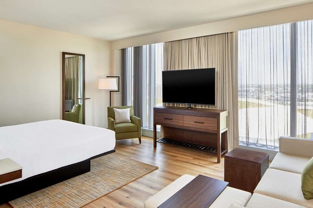 Images Embassy Suites by Hilton Nashville Downtown