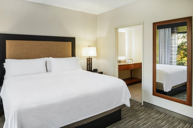 Images Holiday Inn Express & Suites Jacksonville SE- Med Ctr Area by IHG