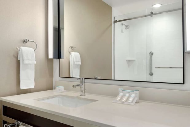 Images Hilton Garden Inn Medford
