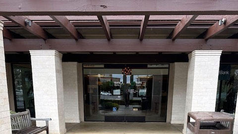 Photo of the WaFd Bank Branch location in Los Altos, California. Located at 4546 El Camino Real Ste. A-10, Los Altos, CA 94022