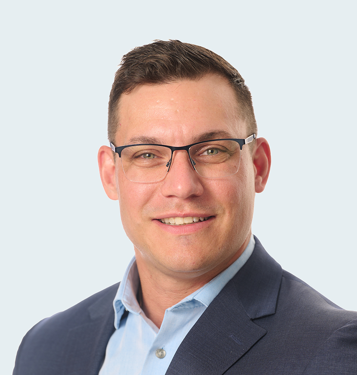 Sean Martin headshot.