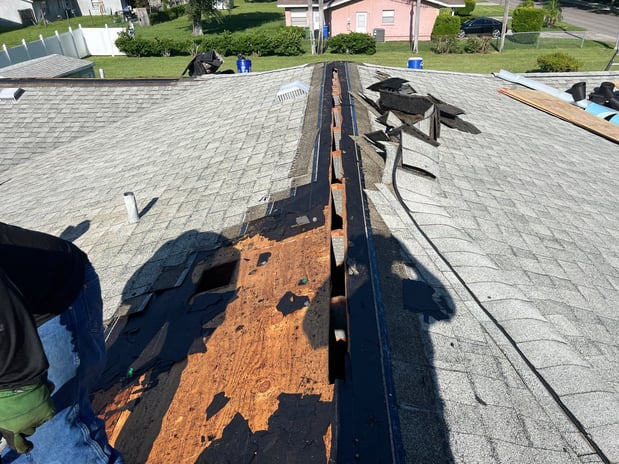Images Len's Roofing