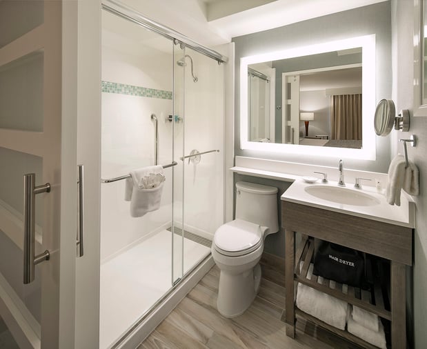 Images Crowne Plaza Ventura Beach by IHG