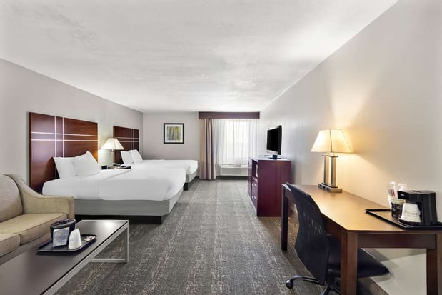 Images Best Western Luxbury Inn Fort Wayne