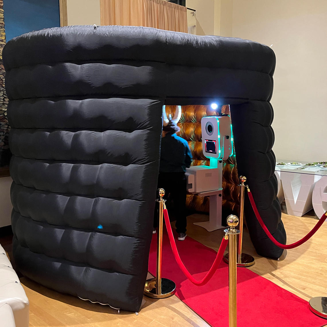 Allyance Entertainment - photo booth