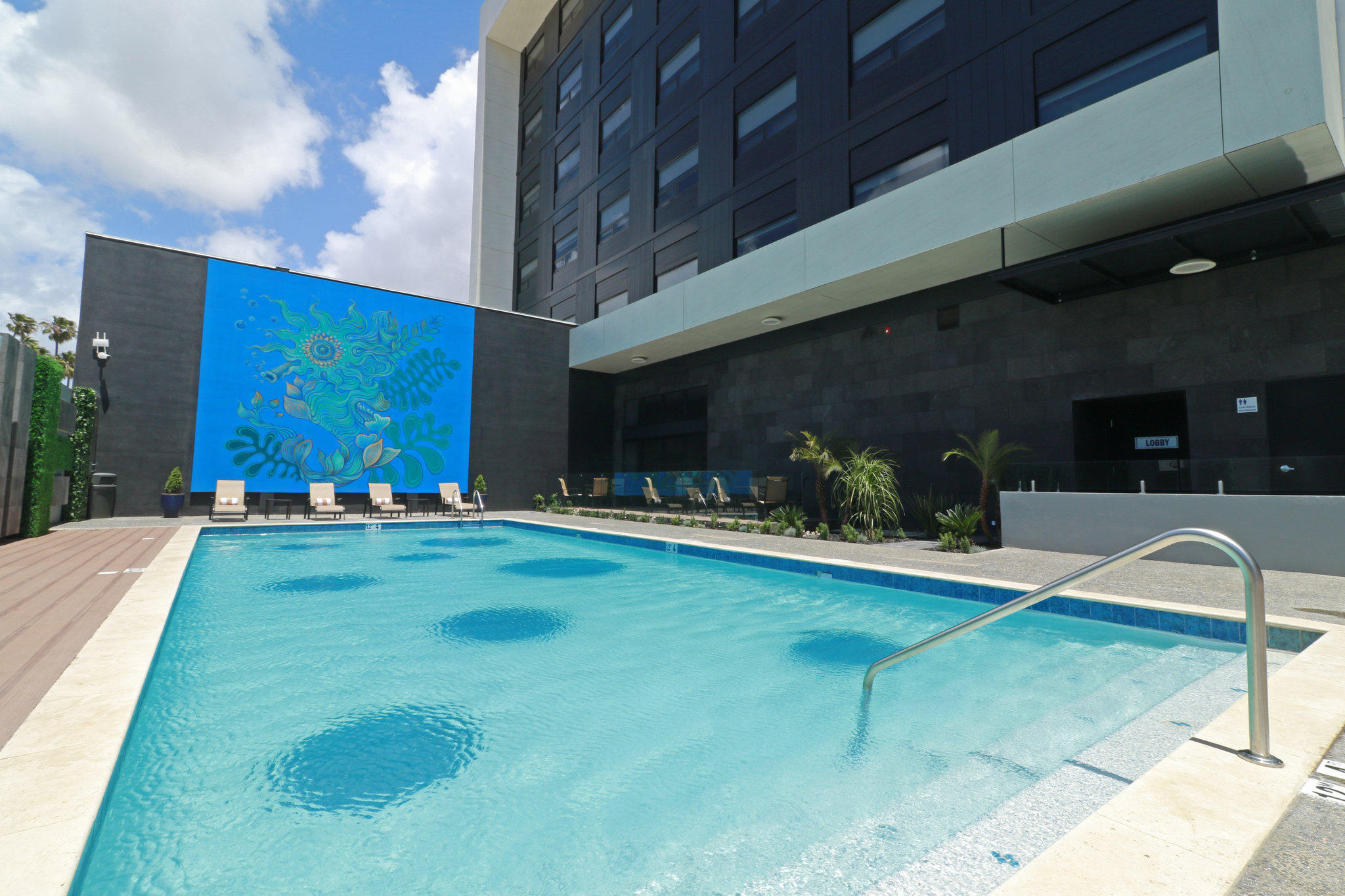 Images Holiday Inn Express & Suites Ensenada Centro, an IHG Hotel