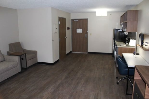 Images Candlewood Suites Southfield - Detroit by IHG