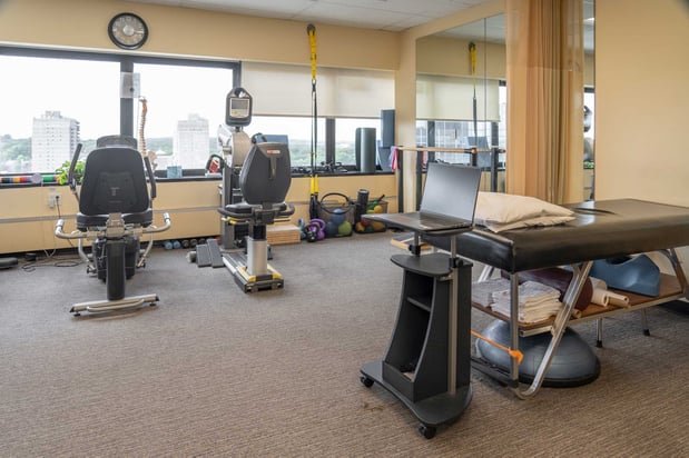 Images MOTION Sports Medicine - Queens Boulevard - Forest Hills
